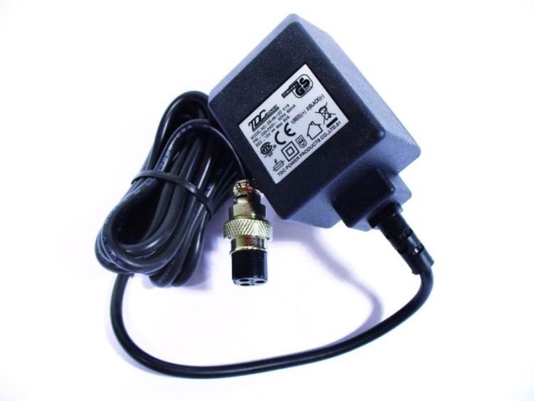 Netzteil 12V/500mA 3-Pol DMX Scene Setter