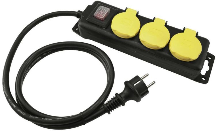 EUROLITE Steckdosenleiste 3-fach IP44 sw 1,5m