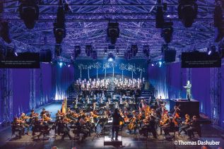Atemberaubende Kulisse schaffen mit den Traversen von Naxpro Truss